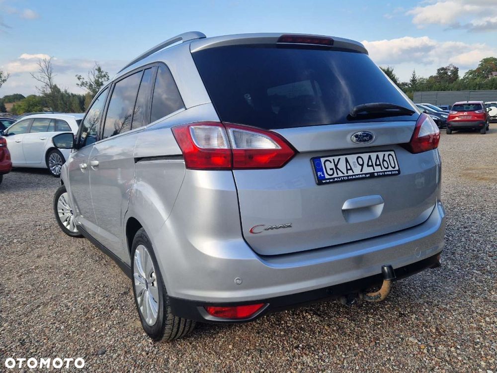 Ford Grand C-MAX - 26