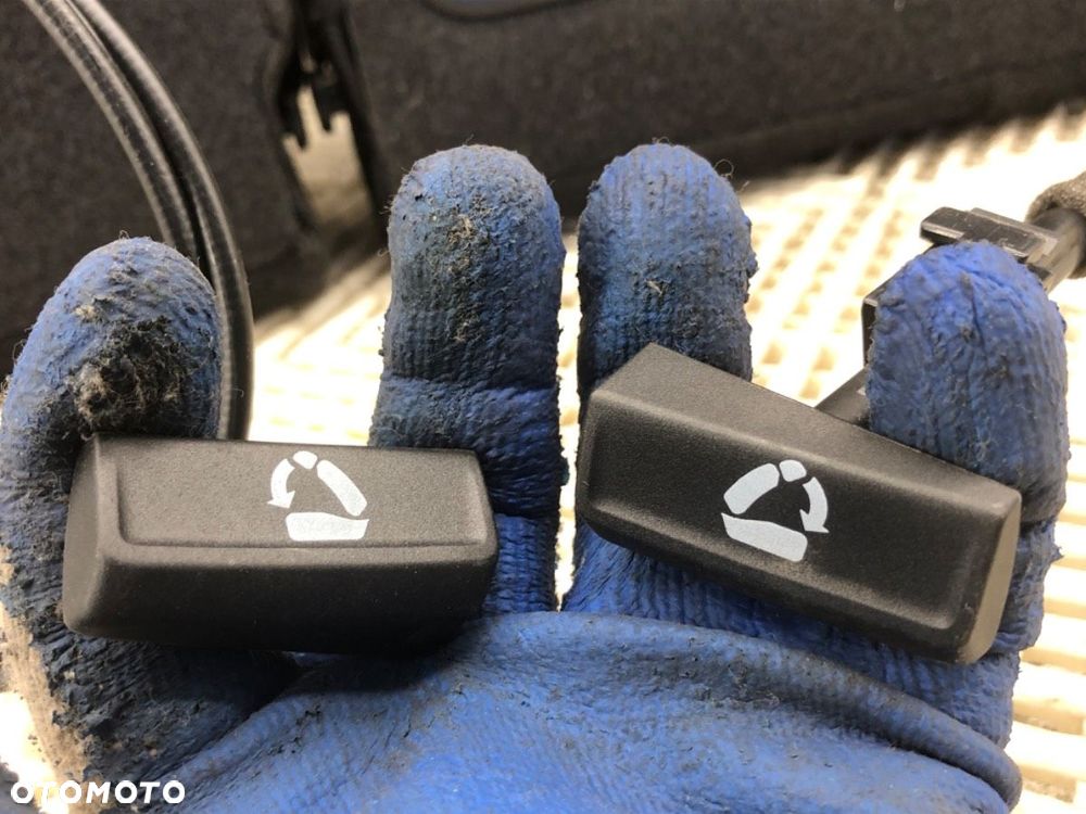 FOTELE KANAPA KOMPLET - 1799.00 PLN - VW PASSAT B8 (3G2, CB2) 2014 - 2022 2.0 TDI 4motion 140 kW - 19