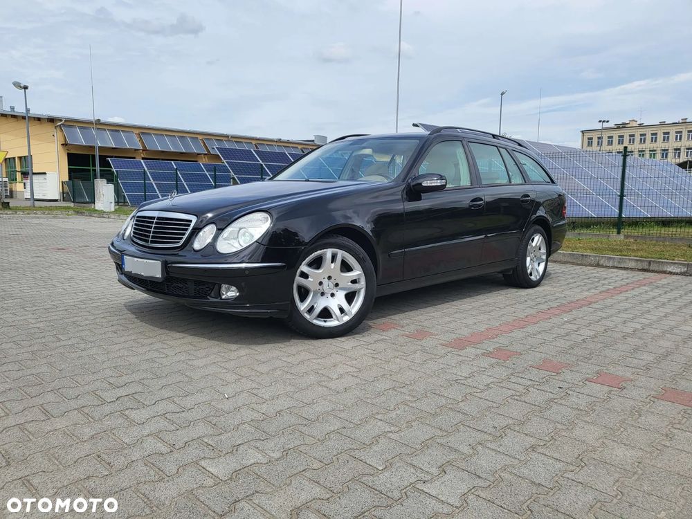 Mercedes-Benz Klasa E 350 4-Matic - 4
