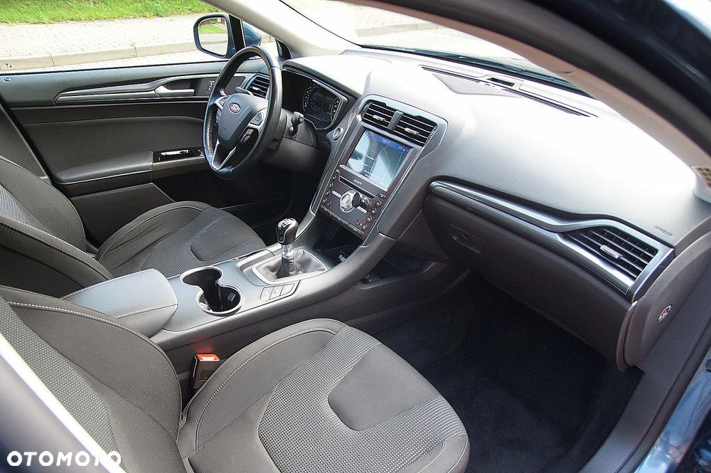 Ford Mondeo 2.0 TDCi Titanium - 19