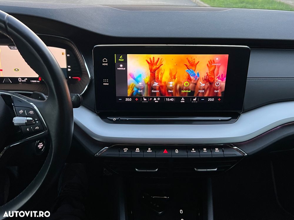 Skoda Octavia Combi 2.0 TDI DSG Clever - 13