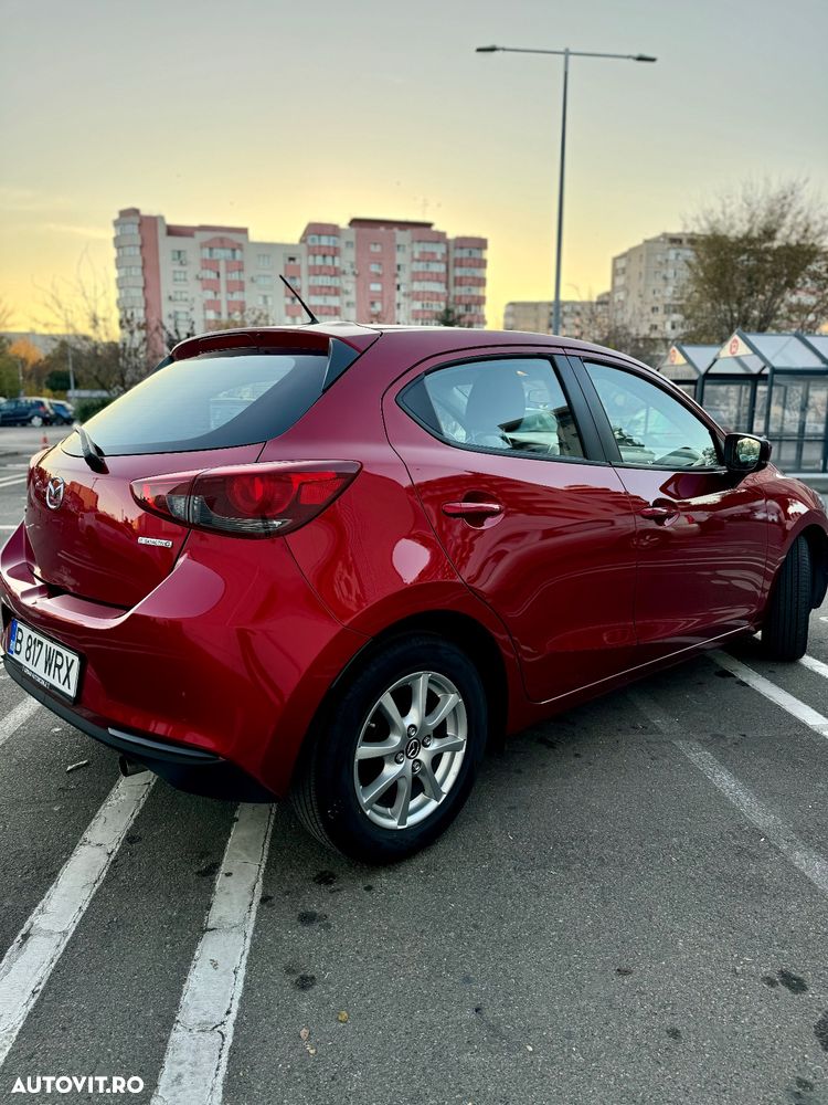 Mazda 2 - 6