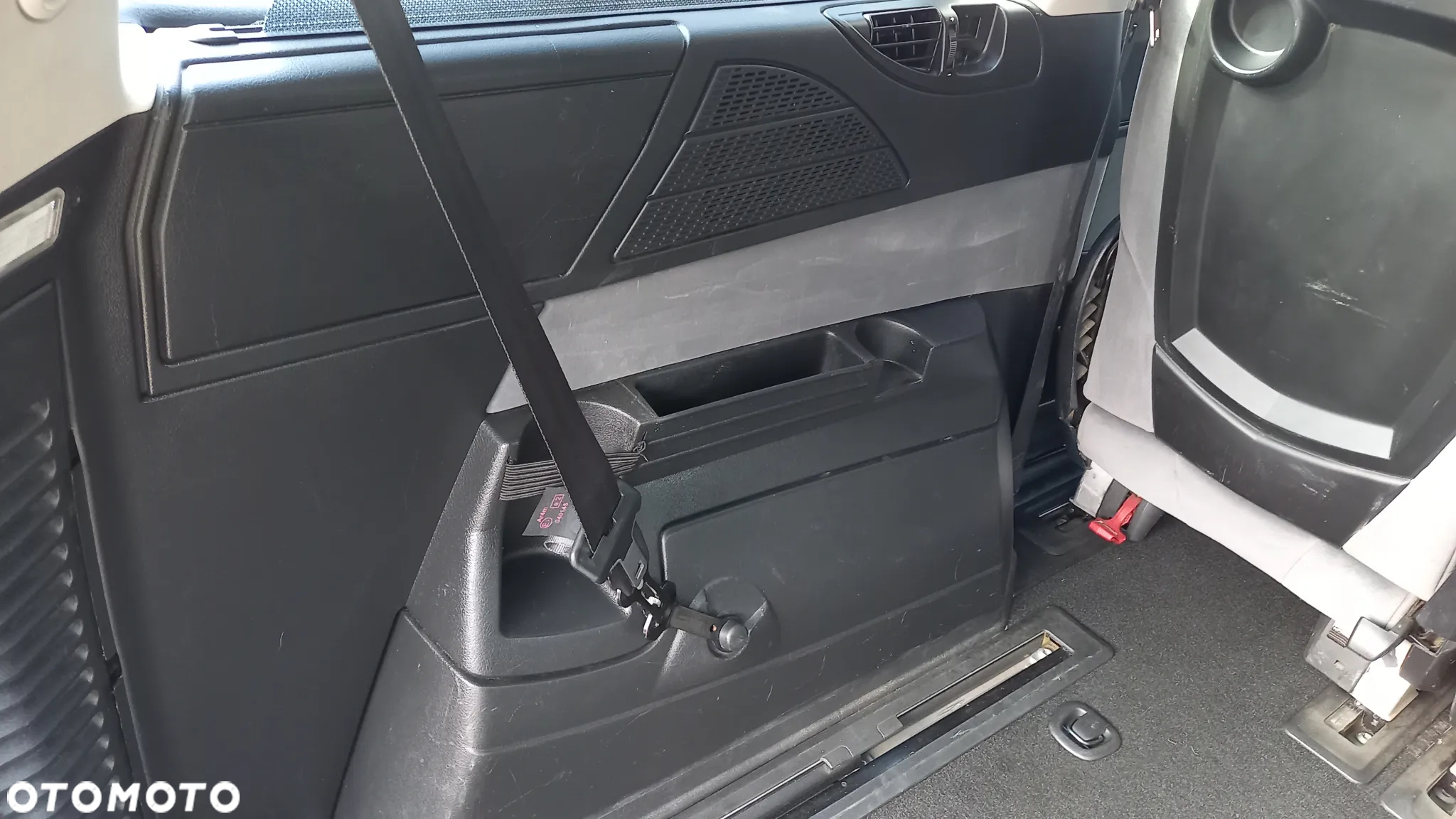 Citroën C8 2.0 16V Exclusive - 17