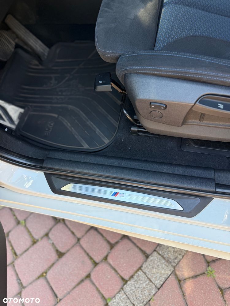 BMW Seria 2 218d M Sport - 11