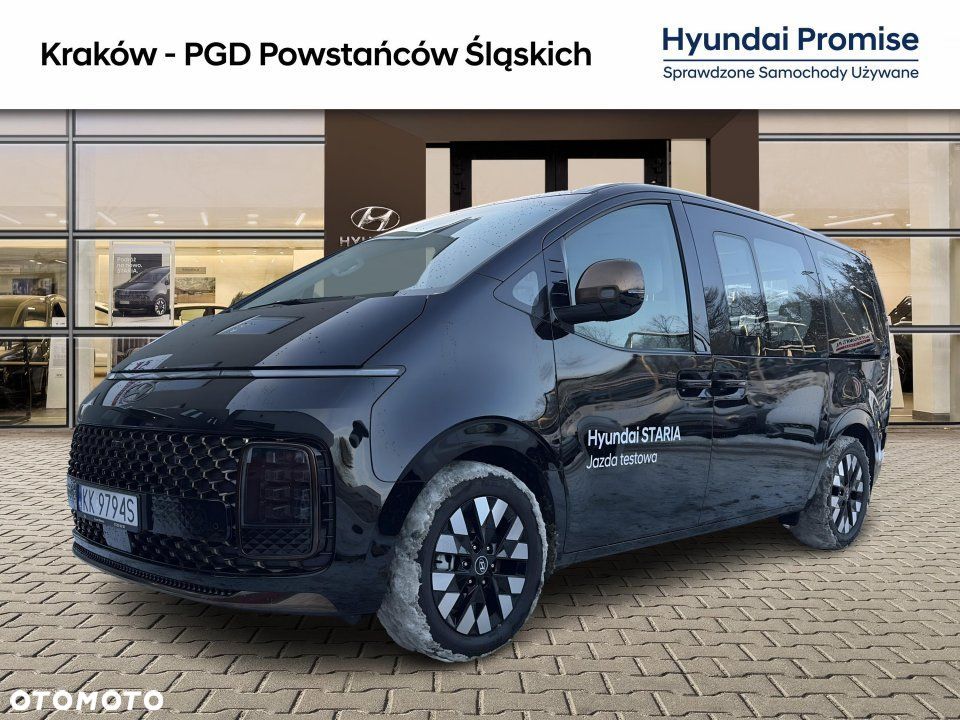 Hyundai Staria - 1