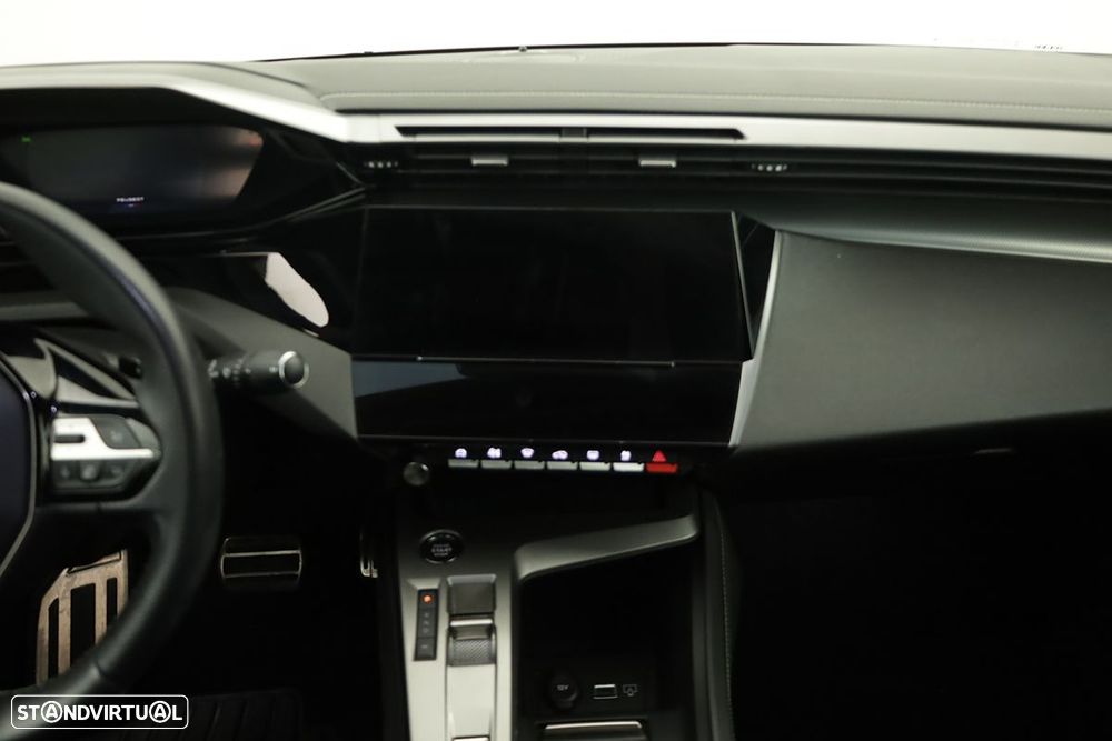 Peugeot 408 1.2 PureTech GT EAT8 — fotografia 9