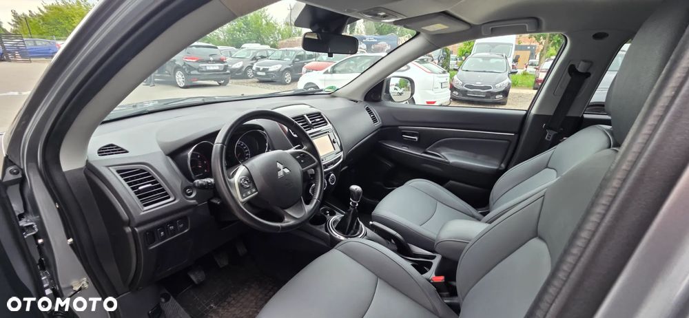 Mitsubishi ASX 1.8 DID Invite 4WD AS&G - 26