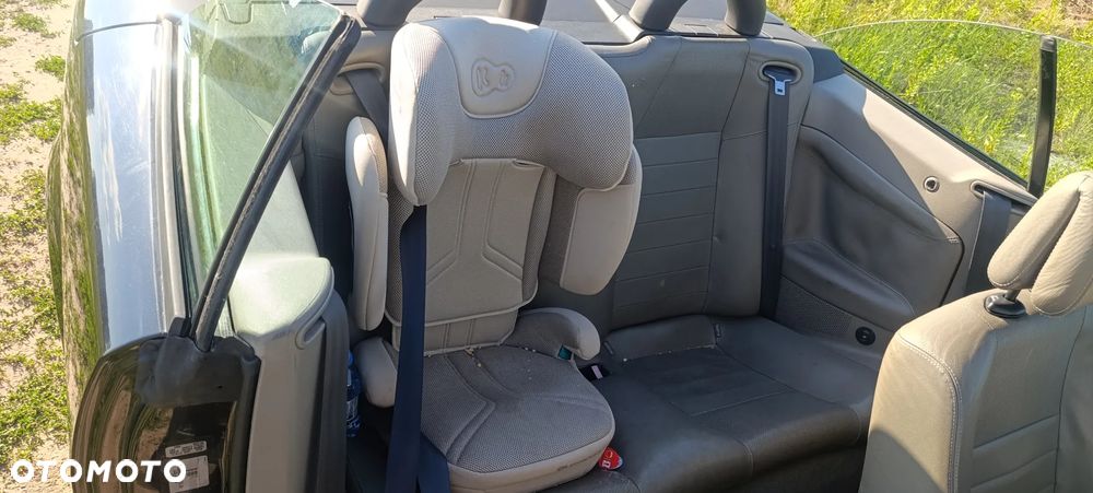 Renault Megane 2.0 Luxe Privilege - 4