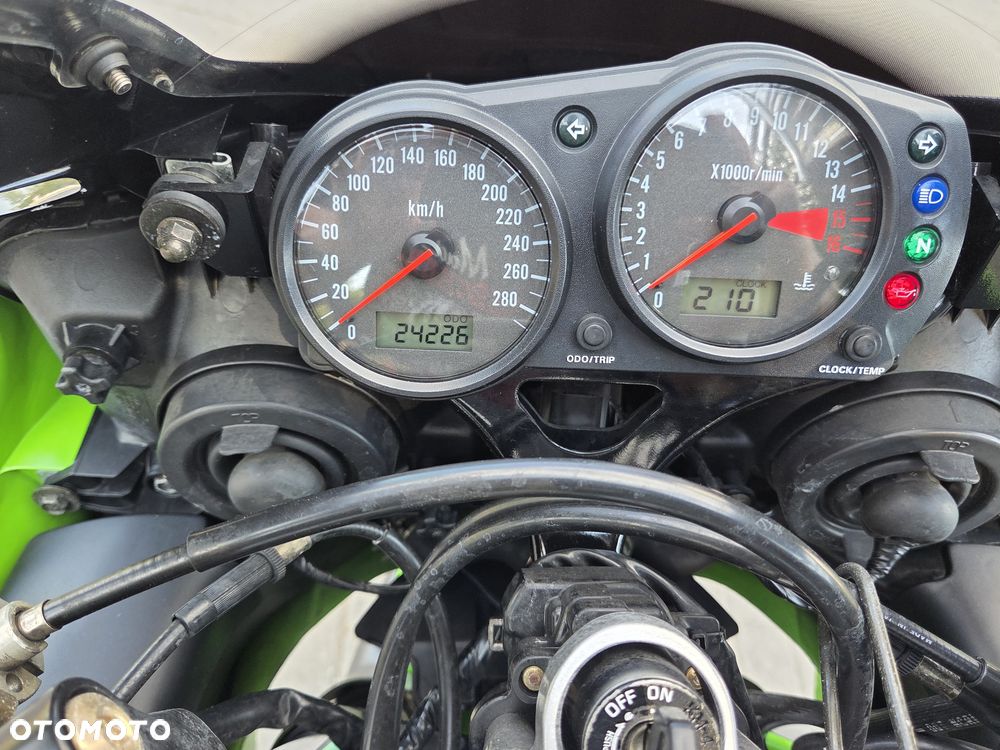 Kawasaki ZX - 30