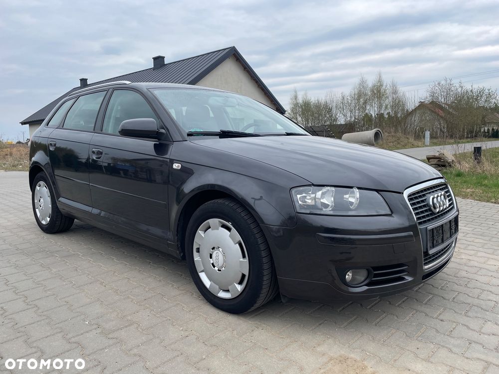 Audi A3 Sportback 1.4 TFSI Attraction - 3