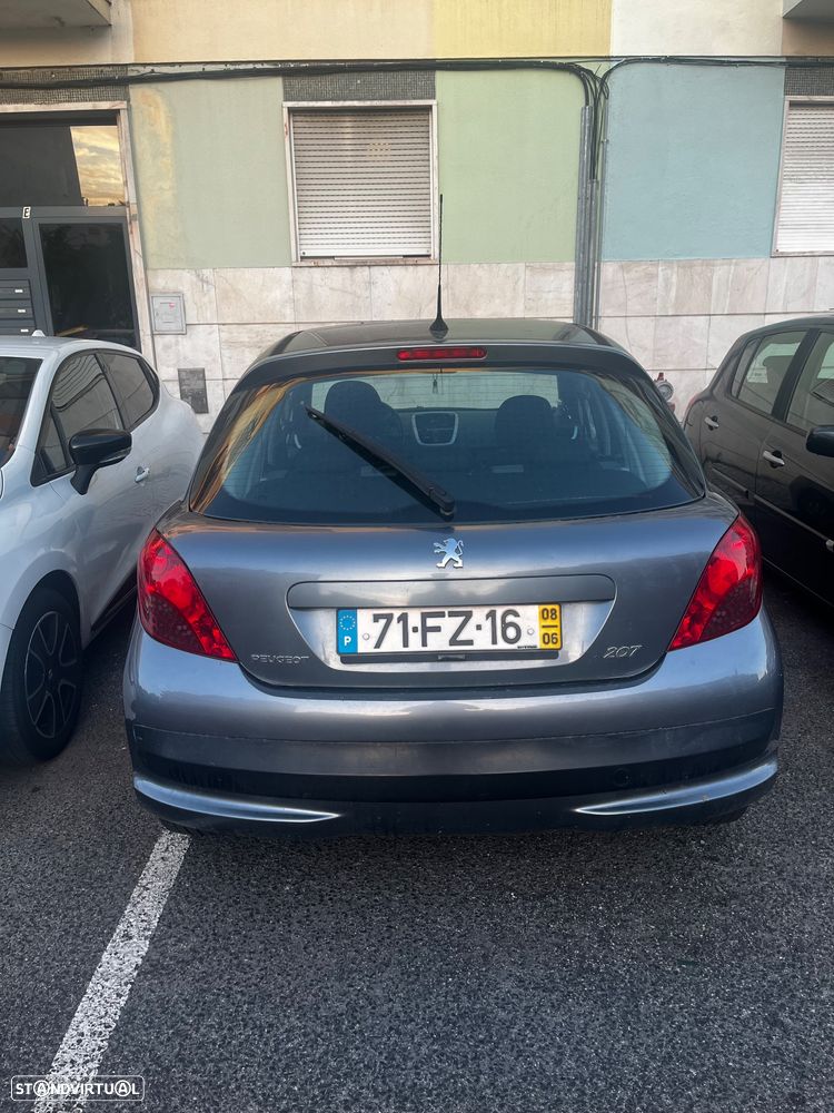 Peugeot 207 1.4 16V Trendy - 2