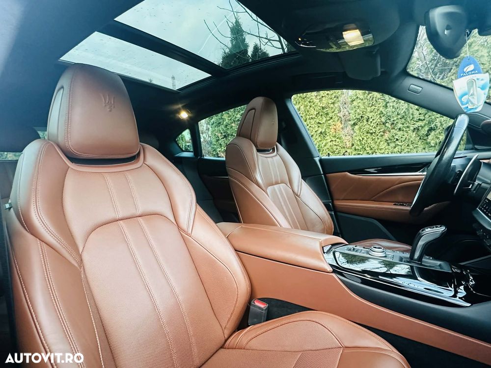 Maserati Levante S Q4 GranSport - 9
