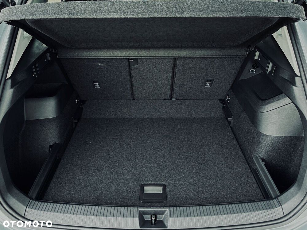 Volkswagen Tiguan - 25