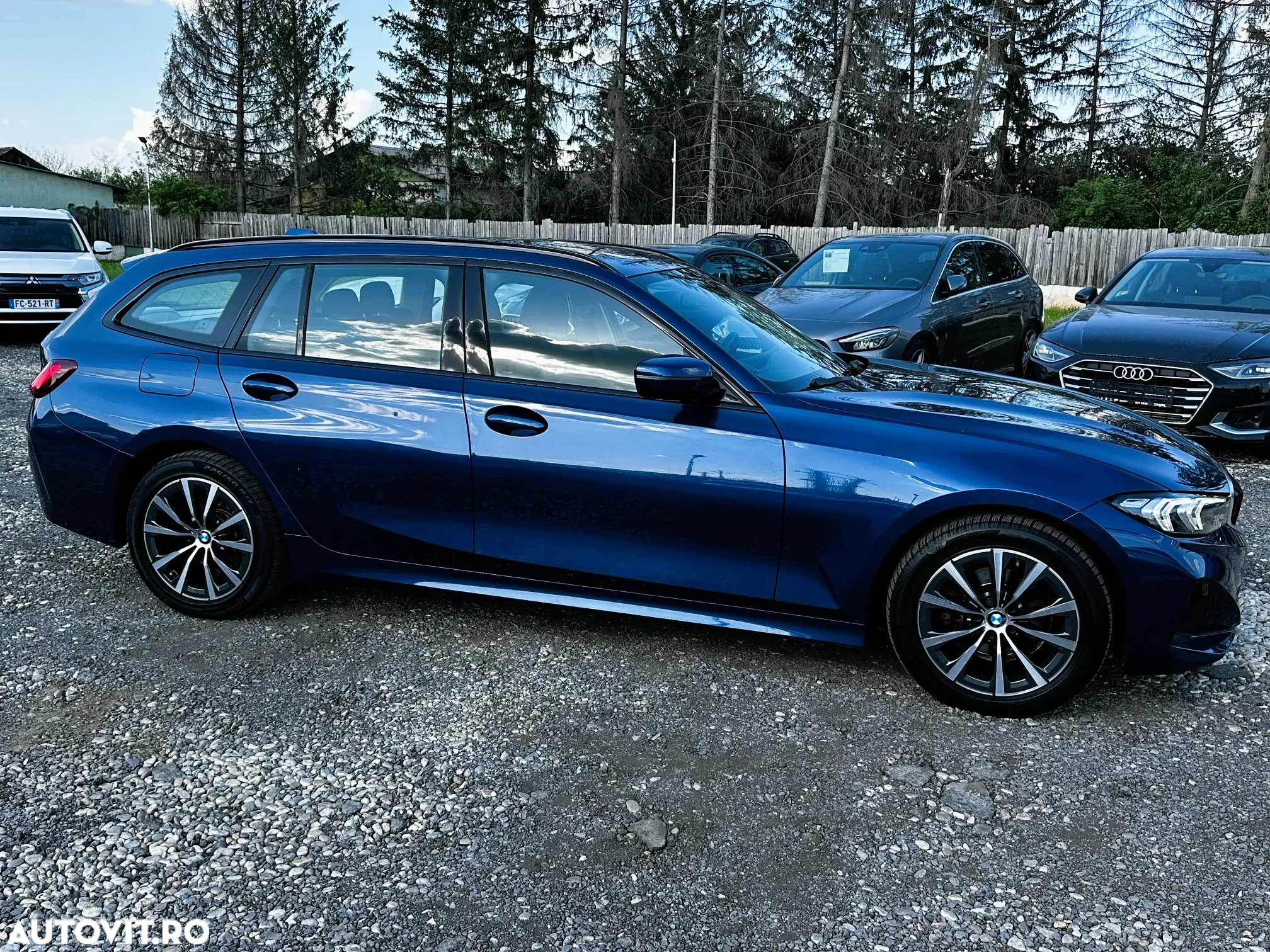 BMW Seria 3 318d Touring Aut. Sport Line - 2