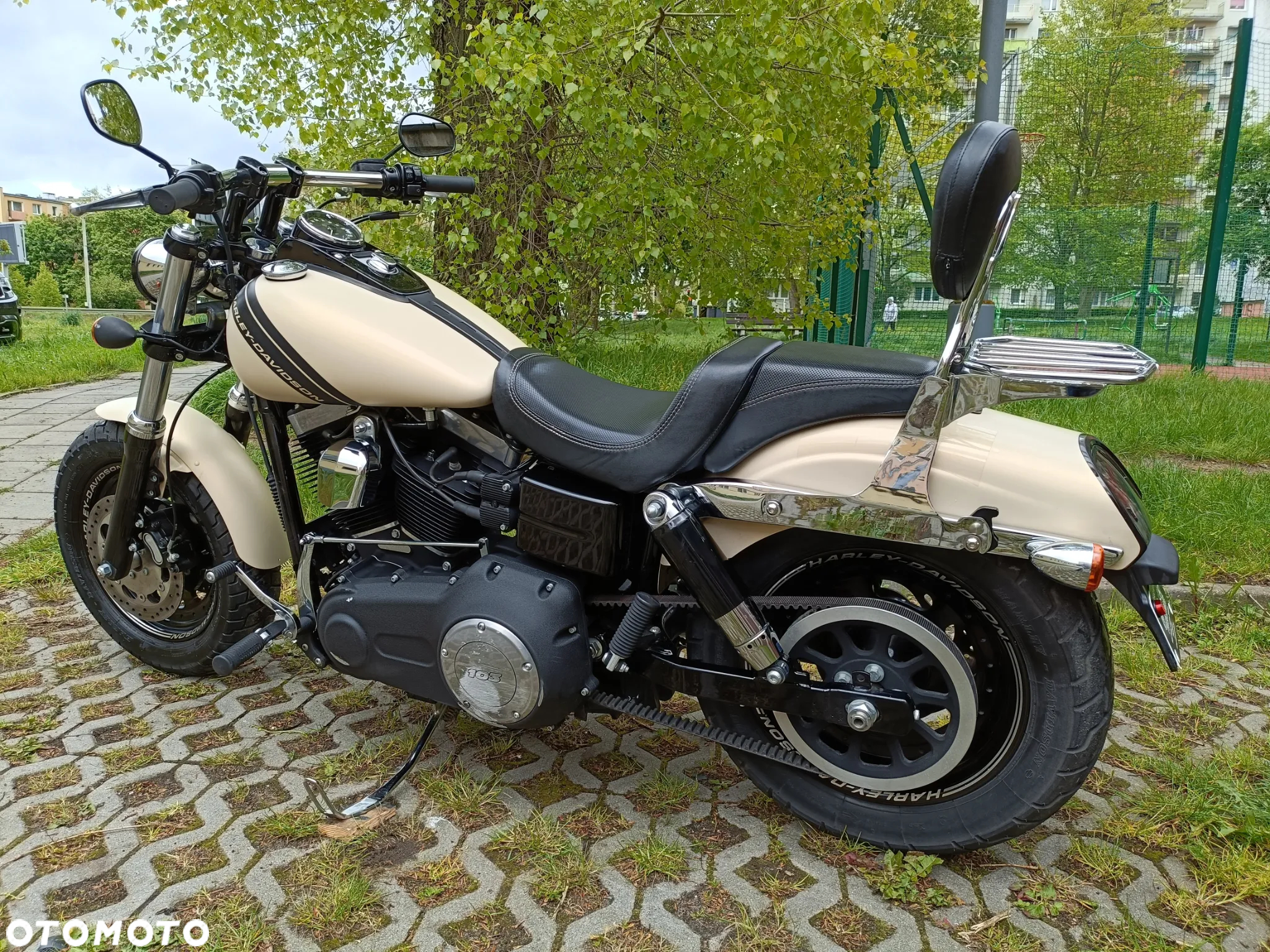 Harley-Davidson Dyna Fat Bob - 29