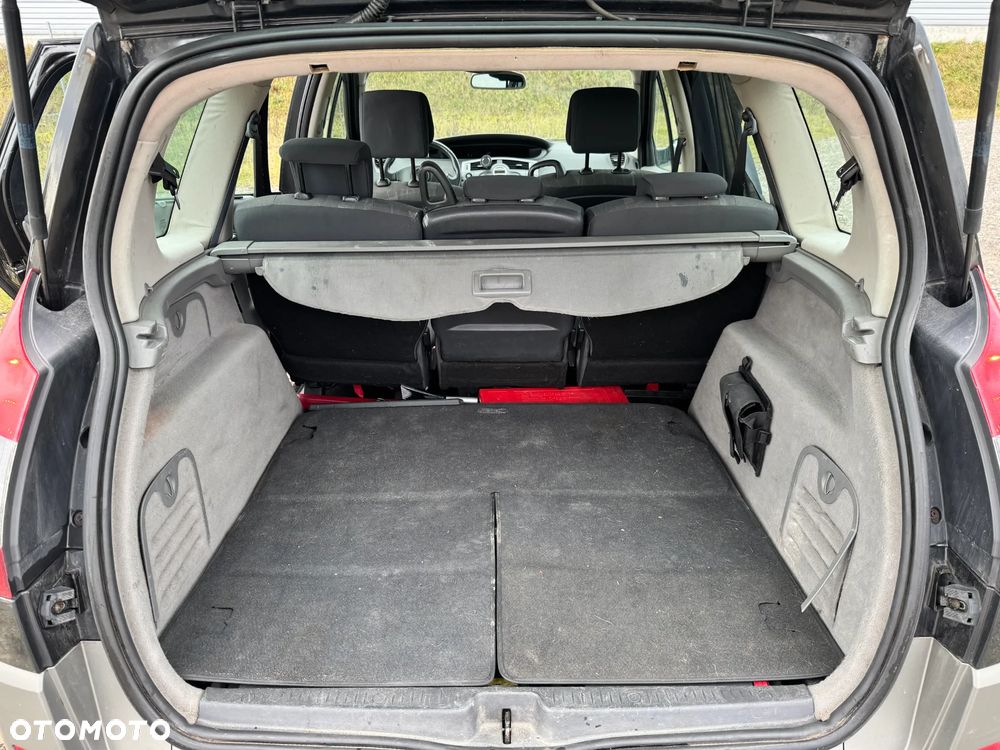 Renault Grand Scenic - 3