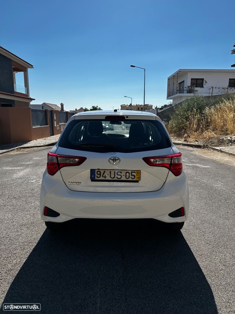 Toyota Yaris 1.0 VVT-i Comfort +PS Style+P.Techno - 3