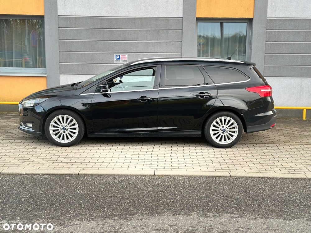 Ford Focus 1.0 EcoBoost Titanium - 9