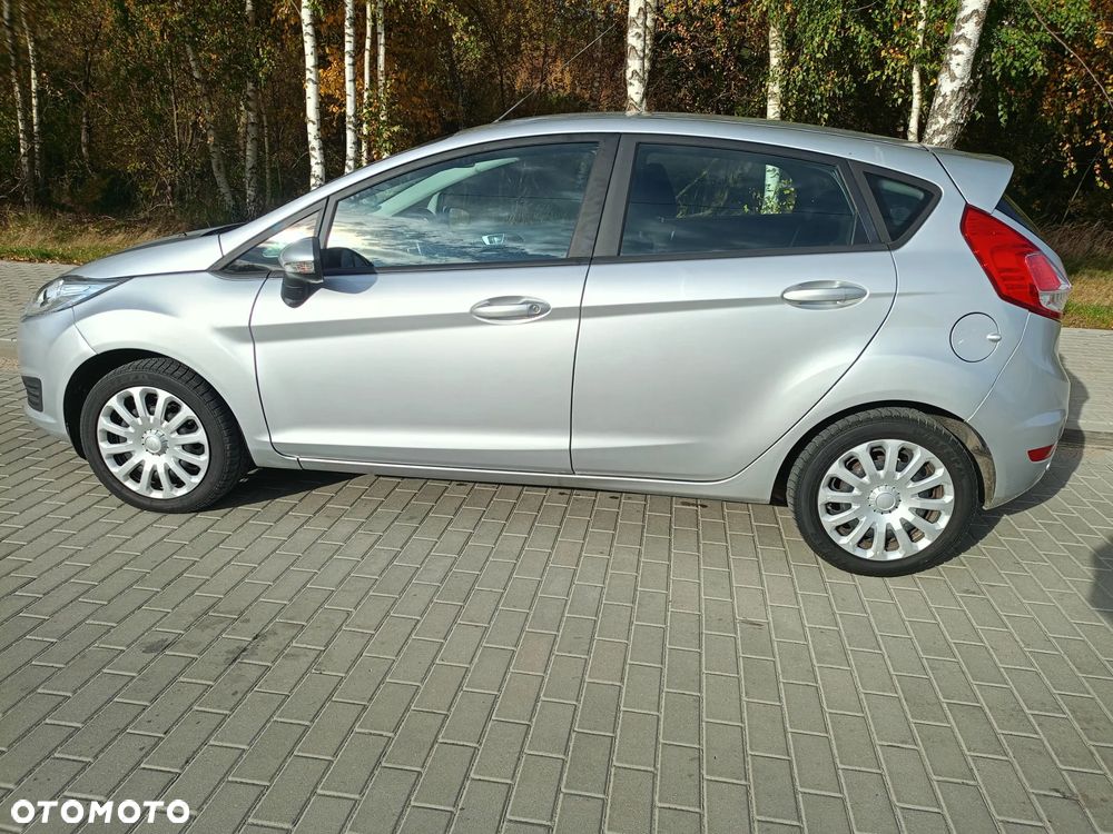 Ford Fiesta 1.25 Ambiente - 18
