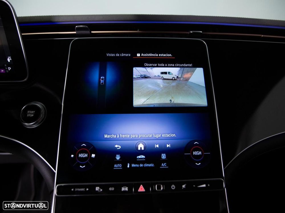 Mercedes-Benz EQE 300 - 42