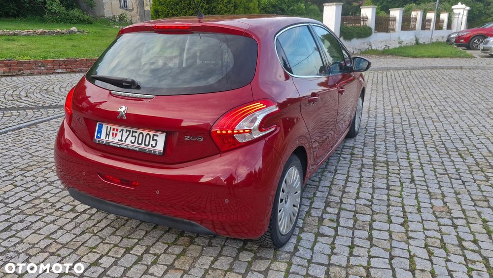 Peugeot 208 120 VTI Intuitive - 9