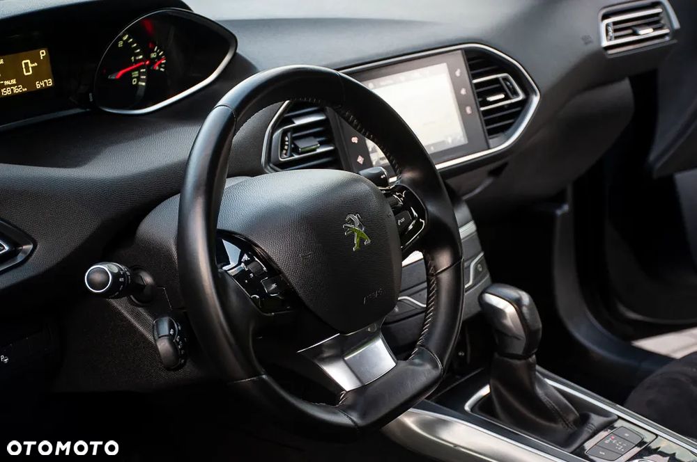 Peugeot 308 BlueHDi FAP 150 EAT6 Stop & Start Allure - 25