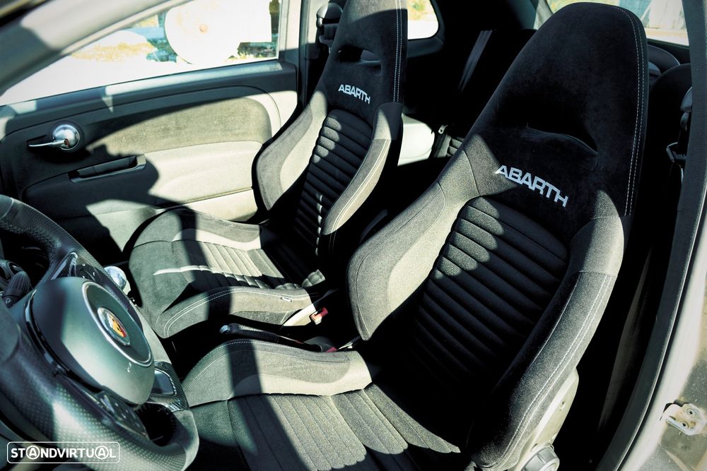 Abarth 695C 1.4 T-Jet - 33