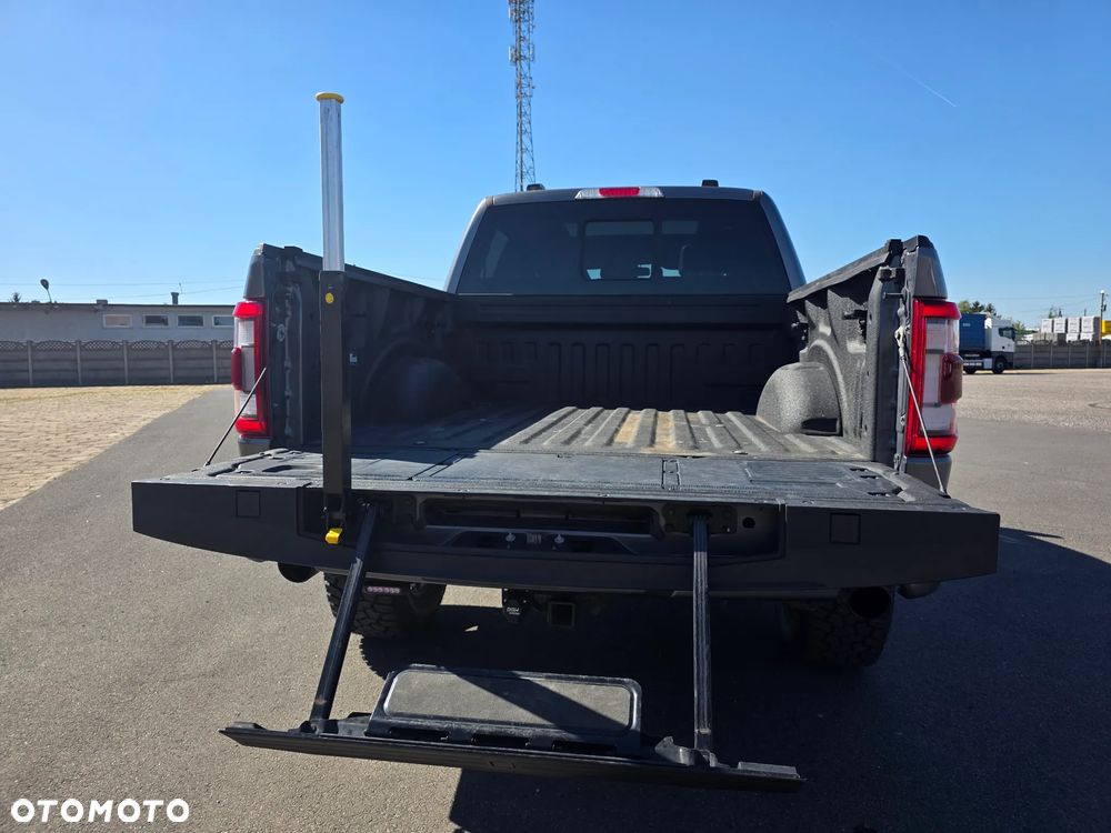Ford F150 - 8