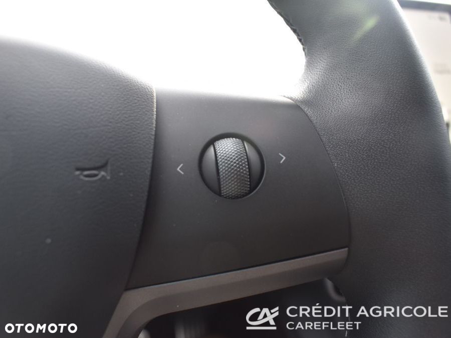 Tesla Model 3 RWD - 25