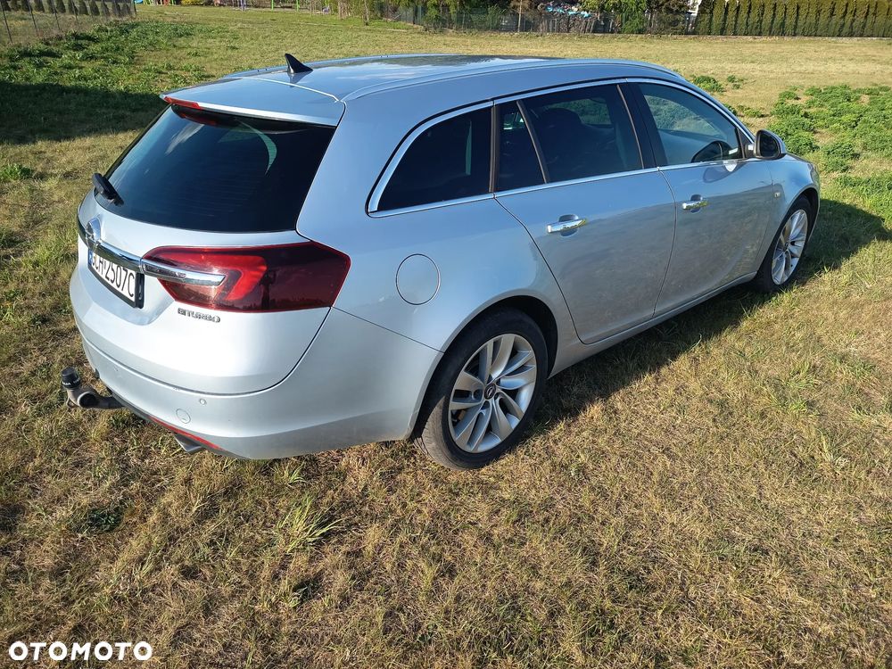 Opel Insignia - 15