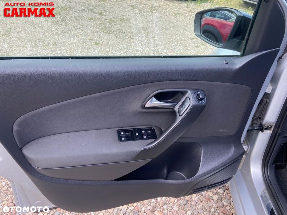 Volkswagen Polo - 24