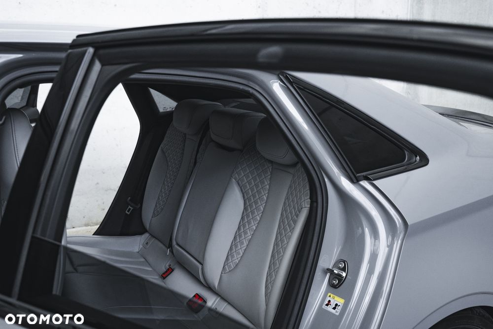 Audi RS3 Limousine 2.5 TFSI Quattro S tronic - 11