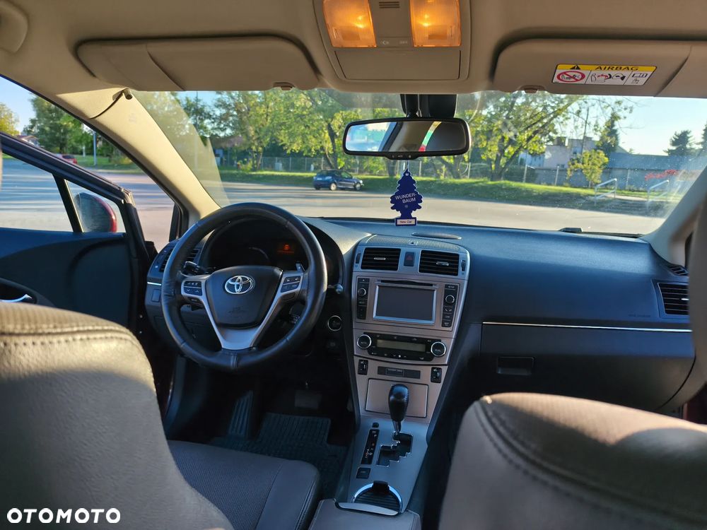 Toyota Avensis 2.0 Prestige MS - 31