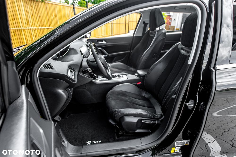 Peugeot 308 155 THP Premium - 21