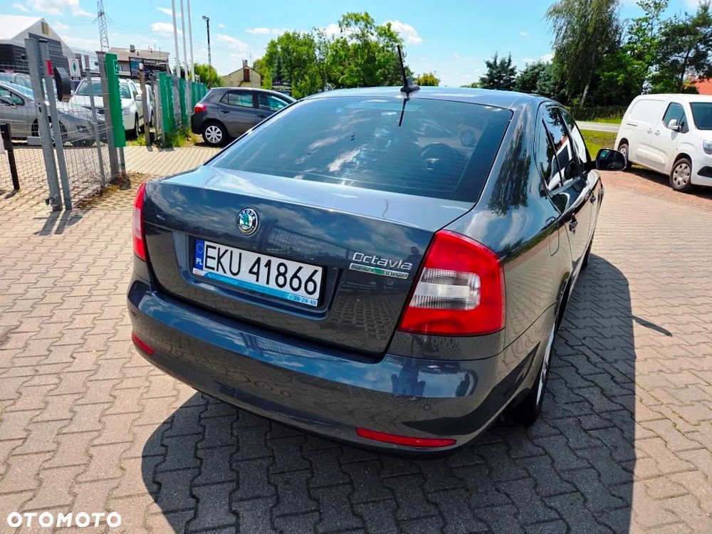 Skoda Octavia 1.6 TDI DPF Elegance Green tec - 8