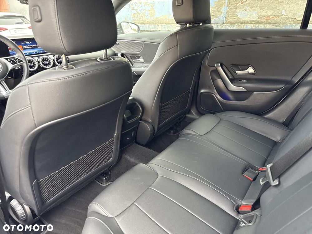 Mercedes-Benz CLA - 15