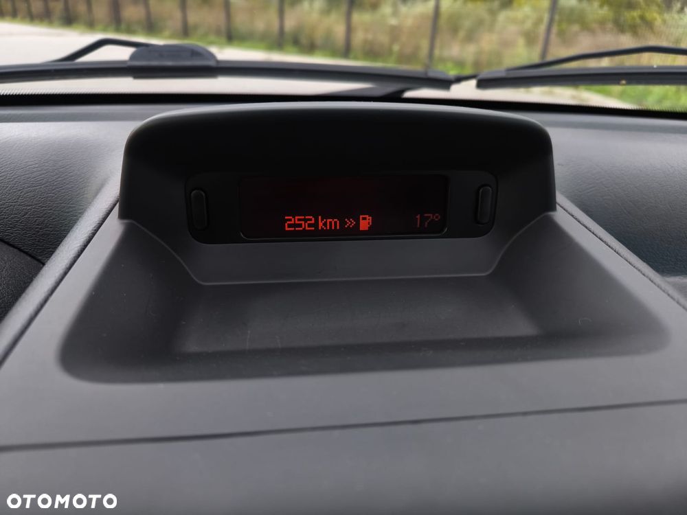 Citroën Berlingo 1.6 HDi Multispace - 30