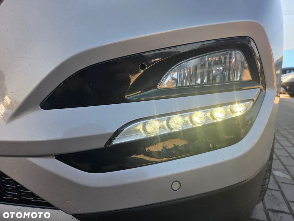 Hyundai Tucson blue 1.7 CRDi 2WD DCT Premium - 8