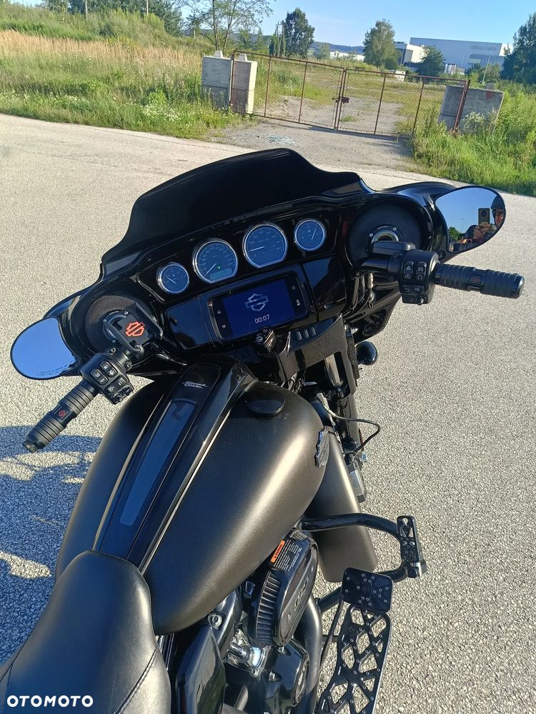 Harley-Davidson Touring Street Glide - 6