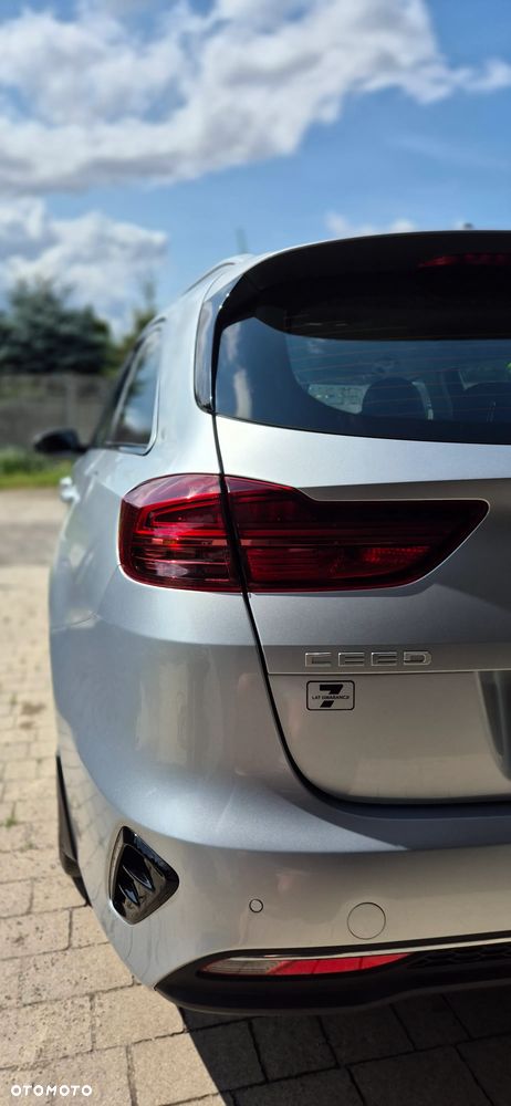 Kia Ceed 1.5 T-GDI M - 21