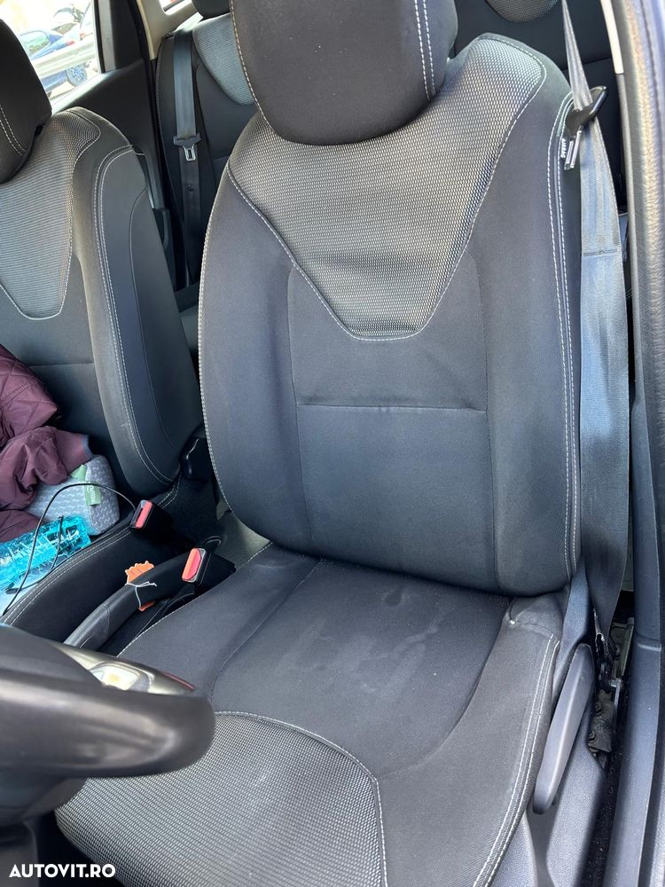 Renault Clio 1.5 dCi Life - 10