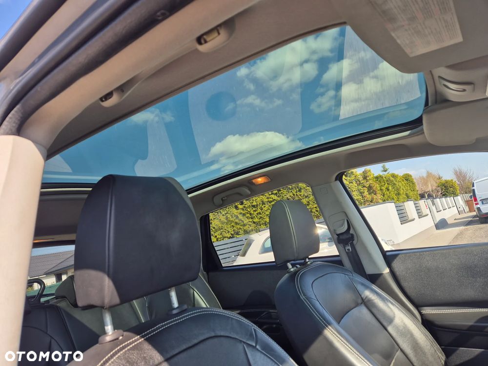 Nissan Qashqai+2 2.0 dCi 4x4 Tekna Premium - 9