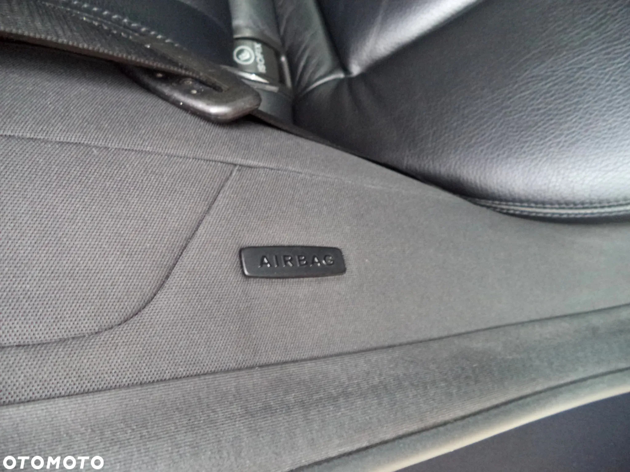 Mercedes-Benz Klasa E 350 T CDI DPF 4Matic BlueEFFICIENCY 7G-TRONIC Avantgarde - 23
