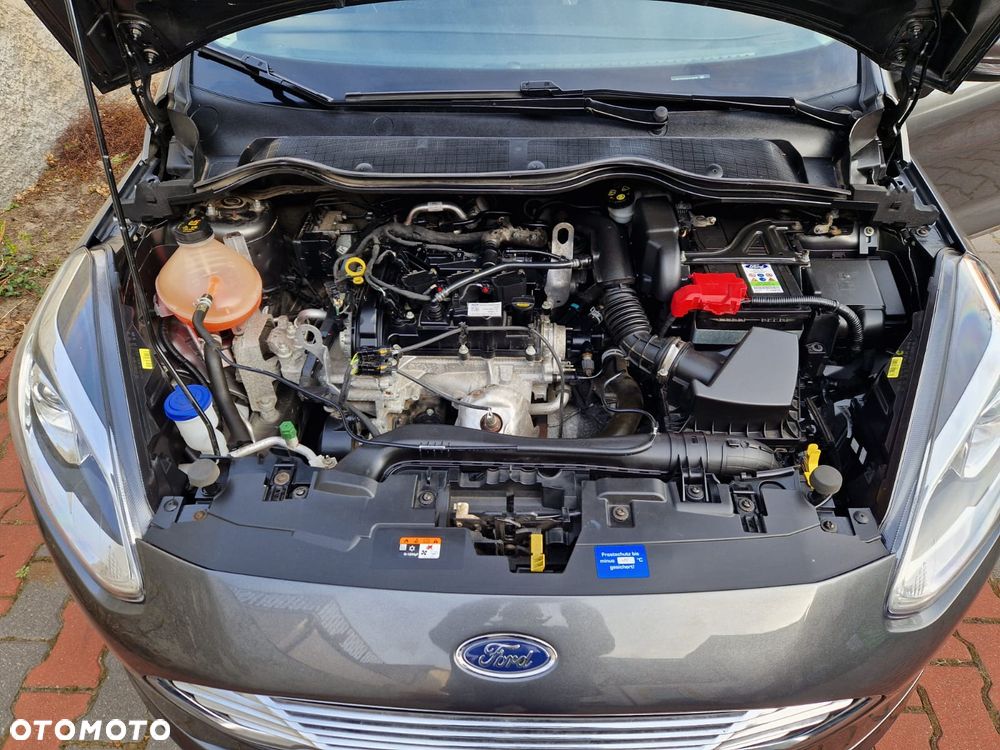 Ford Fiesta 1.1 S&S TITANIUM - 23