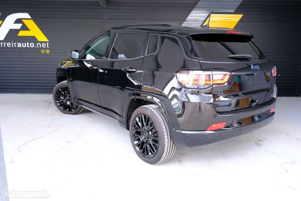 Jeep Compass - 2