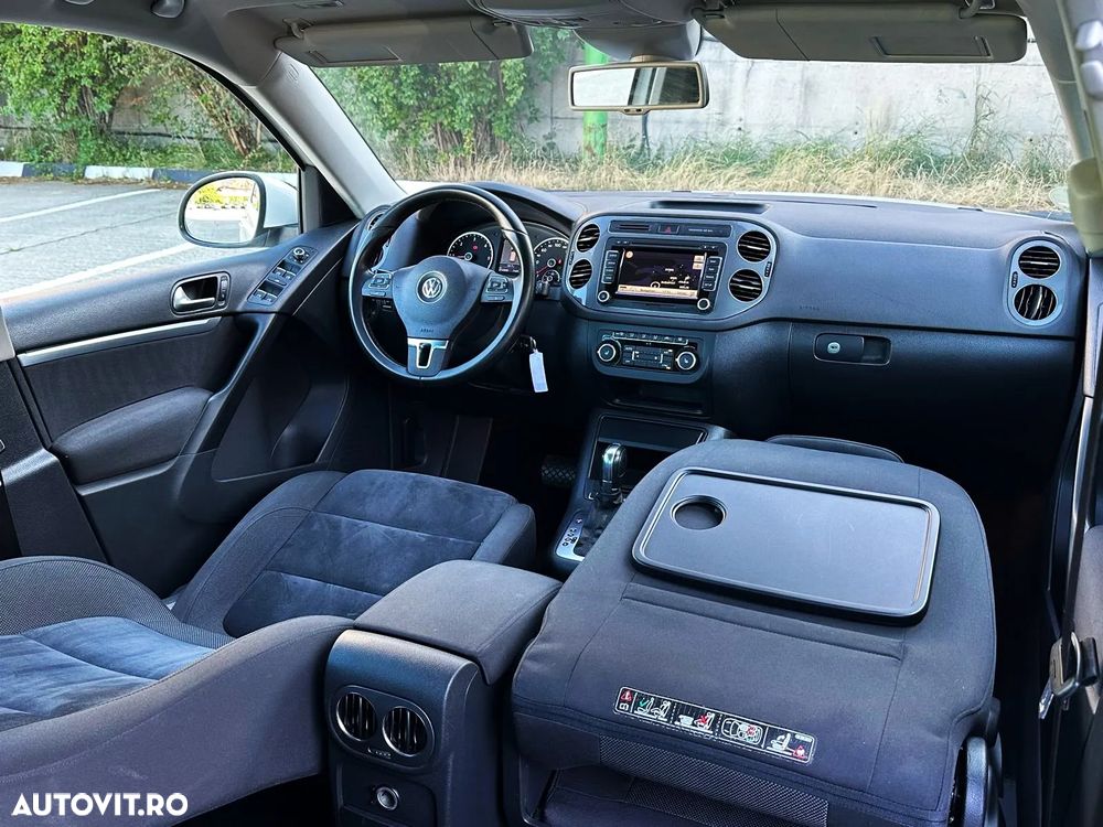 Volkswagen Tiguan 2.0 TDI DPF 4Motion BlueMotion Technology DSG Sport & Style - 8