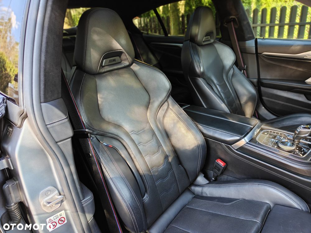BMW Seria 8 - 14