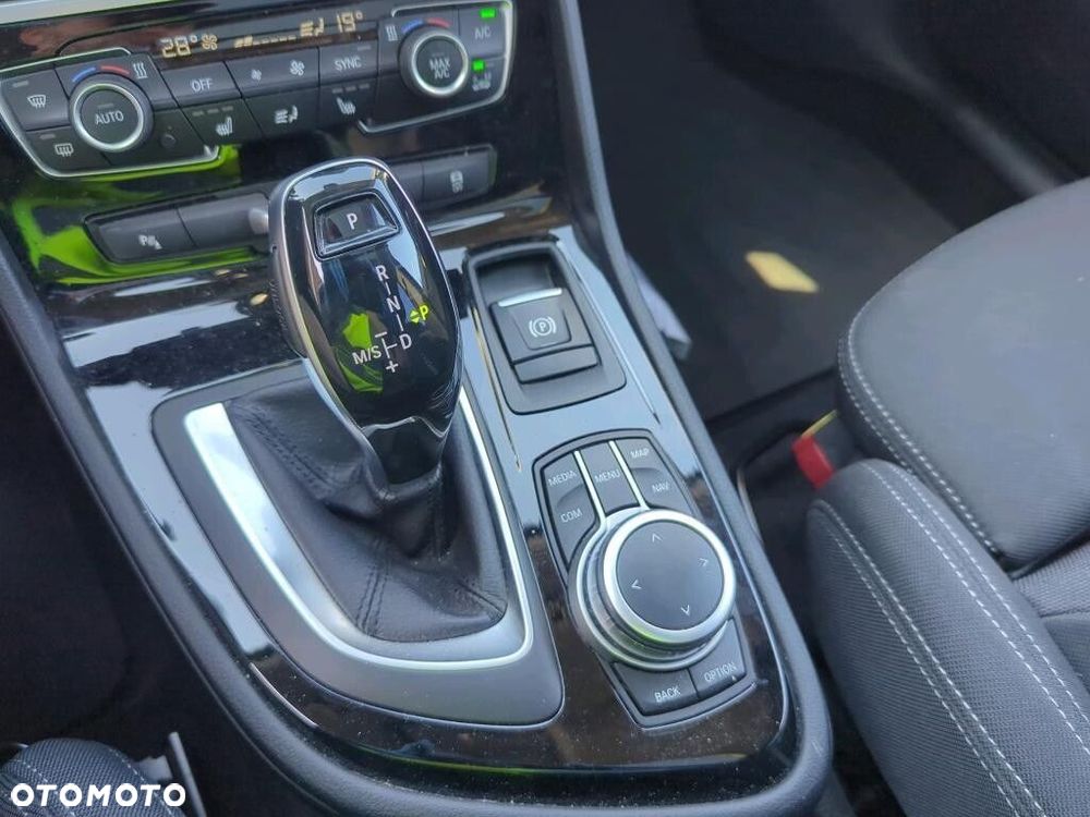 BMW Seria 2 - 11