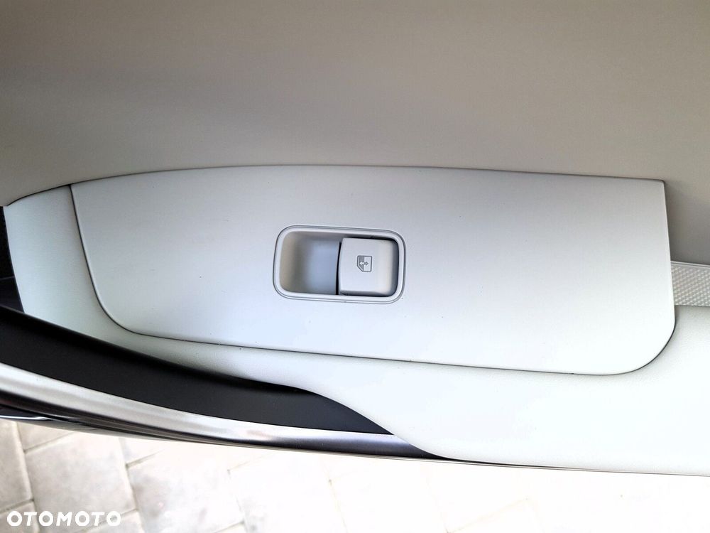 Kia XCeed 1.6 T-GDI Business Line DCT - 36