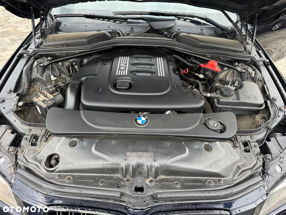 BMW Seria 5 520d - 17